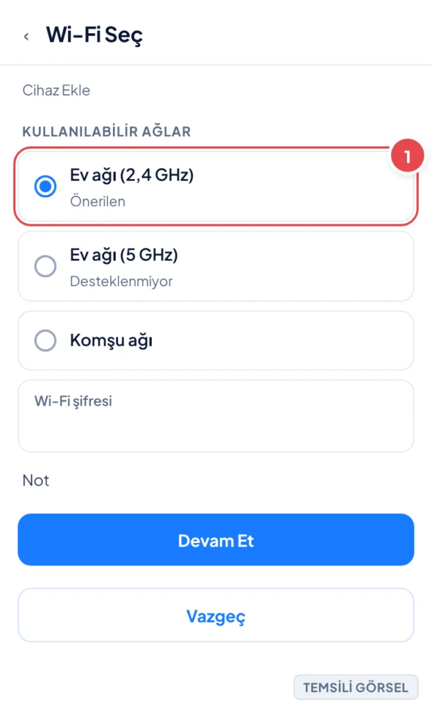 Temsili görsel: Üretici uygulamasında Wi-Fi Seç ekranı; listede 'Ev ağı (2,4 GHz)' seçili, altında şifre girişi ve Devam Et düğmesi var; işaretli: 1. Ev ağı (2,4 GHz) seçeneği