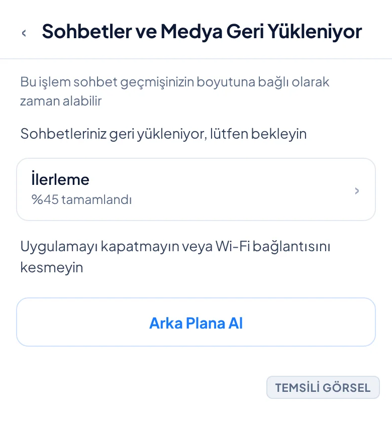 Temsili görsel: WhatsApp kurulum ekranında sohbetlerin yedekten geri yüklendiğini gösteren bir ilerleme çubuğu ve yüzde durumu; işaretli öğe yok, ekran yalnızca bilgilendirme amaçlı ilerleme durumunu