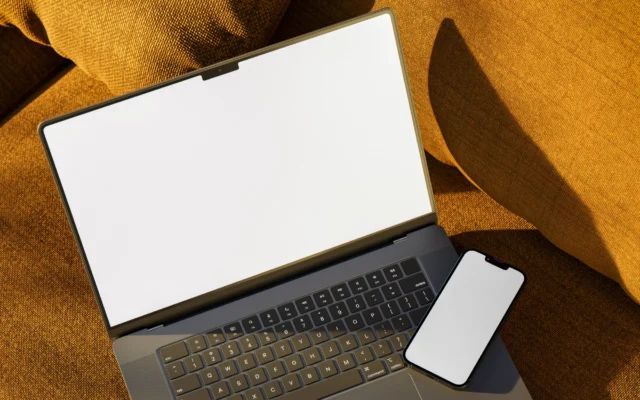 Laptop ekranında donanım sürücüsü güncelleme penceresi