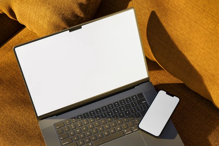 Laptop ekranında donanım sürücüsü güncelleme penceresi